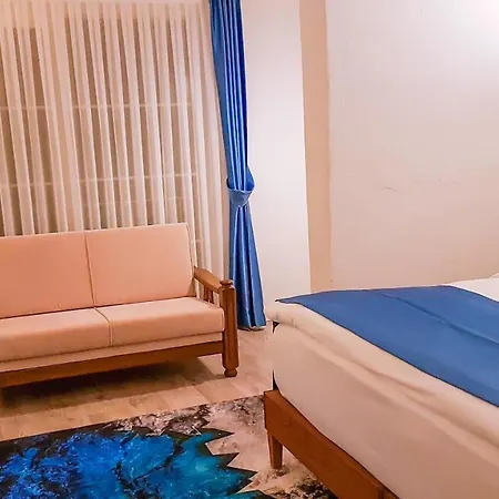 Hotel Rebetiko 2*