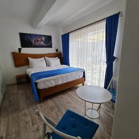 Rebetiko 4* アラカティ