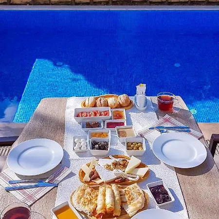 Hotel Rebetiko 4*