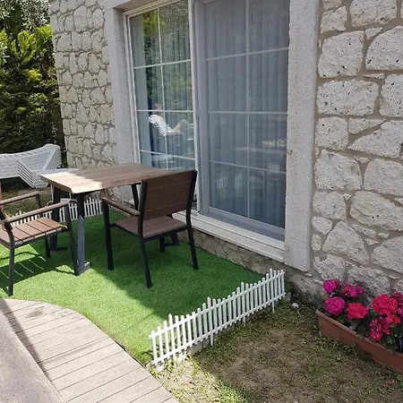 Hotel Rebetiko Alacati