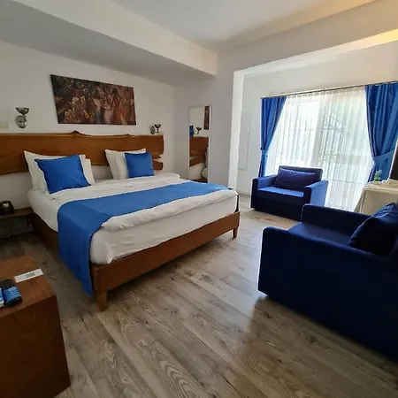 Rebetiko Hotel
