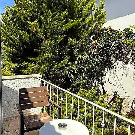 Hotel Rebetiko 4*